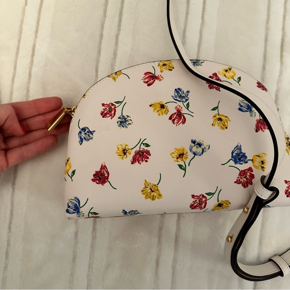 Kate Spade Flower Crossbody Bag - NWT - Picture 4 of 9